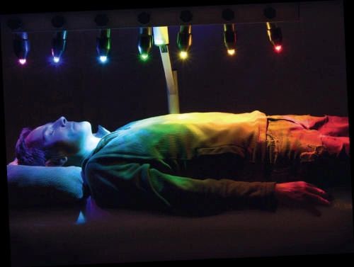 Crystal bed therapy with rainbow spectrum light